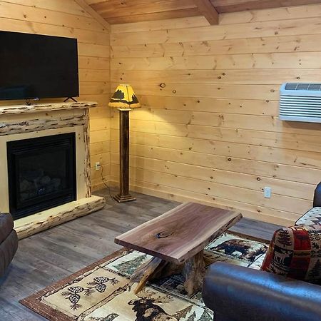 Briarwood Cabin By Amish Country Lodging เบอร์ลิน ภายนอก รูปภาพ